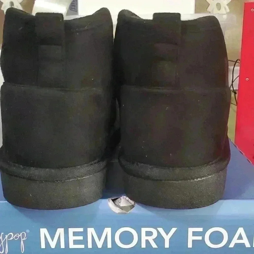 Capri Black suedelike boots - Picture 3 of 6